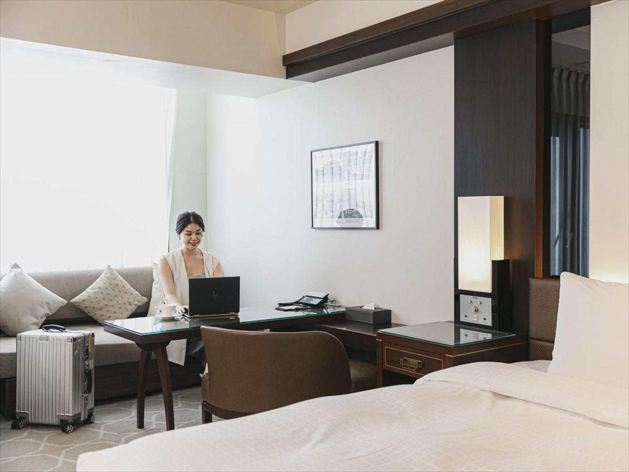 Okinawa Exes Naha Otel Dış mekan fotoğraf
